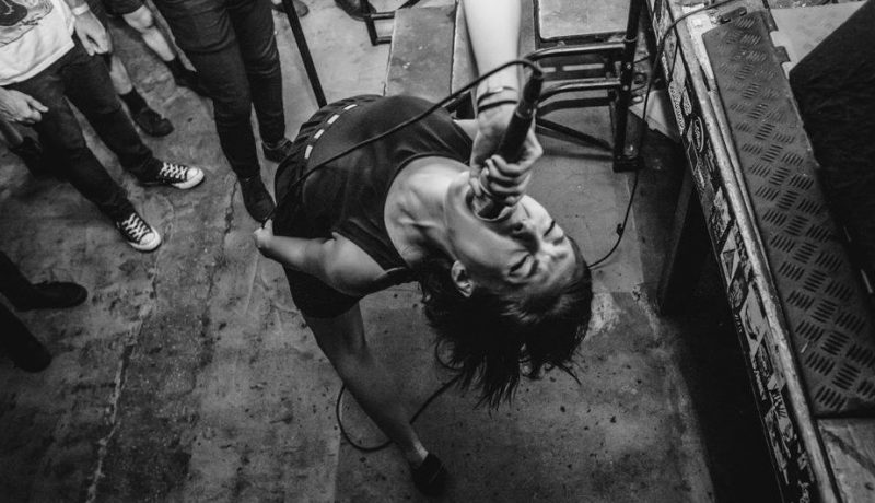 Weak wrists_credit_Jake Cunningham of Courage Music Photography_FB